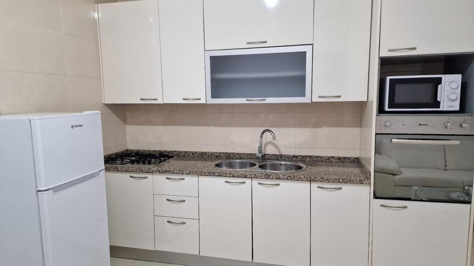 Casa De Ferias Com 2 Quartos Ou Aluguer Diaria Praia Dış mekan fotoğraf