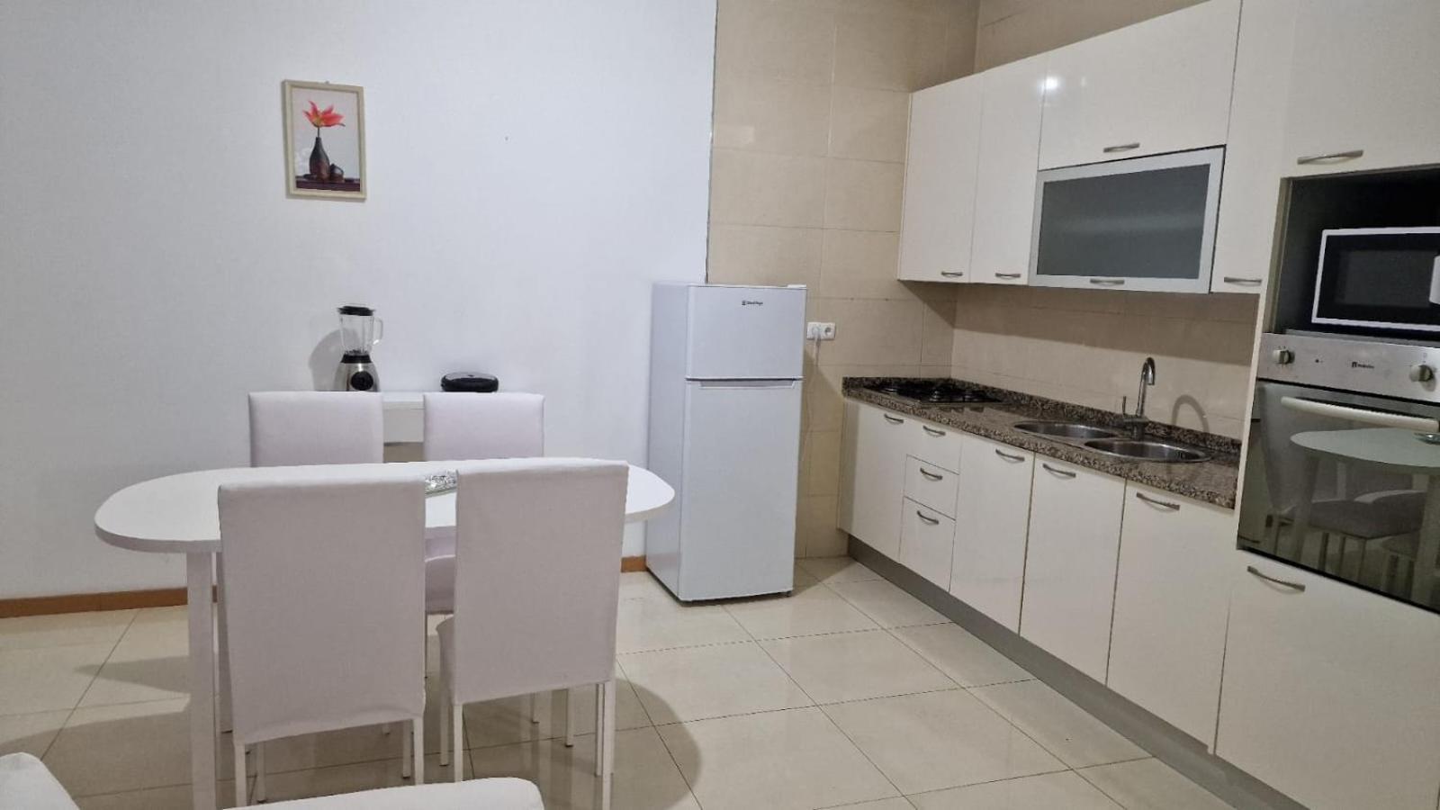 Casa De Ferias Com 2 Quartos Ou Aluguer Diaria Praia Dış mekan fotoğraf